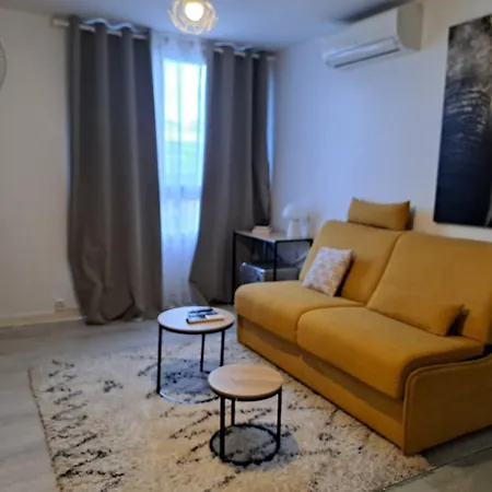 公寓 - Clim - Wifi -cuisine Privatif - Parking Prive - Salle De Bain Commune- Balcon *
