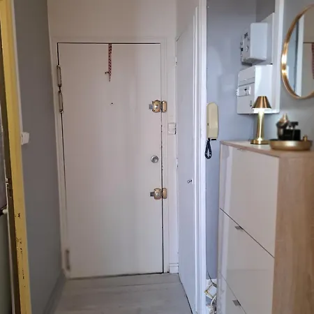 아파트 - Clim - Wifi -cuisine Privatif - Parking Prive - Salle De Bain Commune- Balcon 님